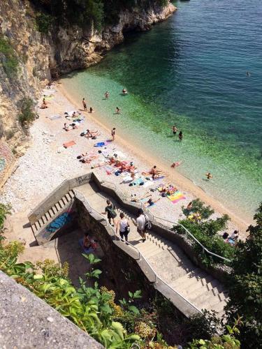 Apartments By The Sea Rijeka - 15592