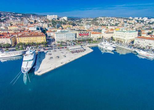 Apartamentos Studio Rijeka 16000a