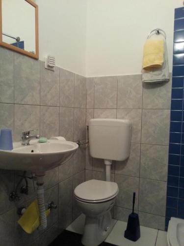 Apartments By The Sea Rijeka - 13746