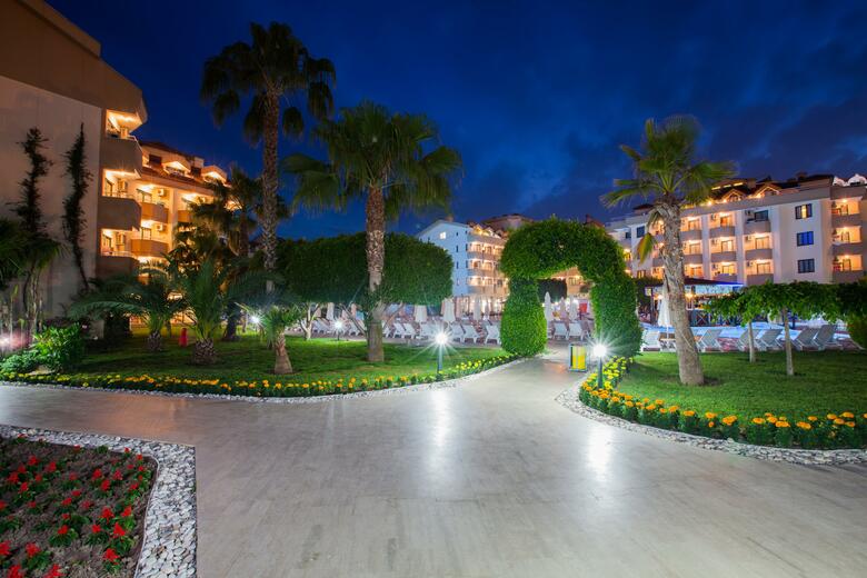 Hotel Grand Seker