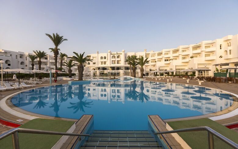Hotel El Mouradi Skanes