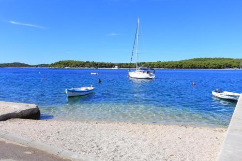 Apartments By The Sea Rogoznica - 1090