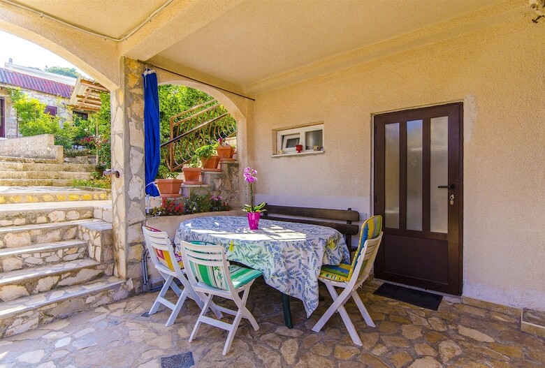 Apartments Josip