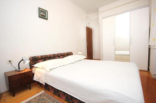 Apartments By The Sea Sali (Dugi Otok) - 8193