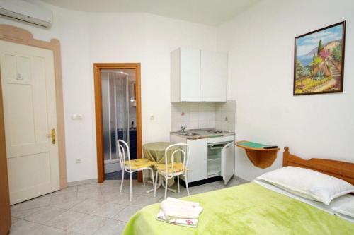 Apartments By The Sea Selce (Crikvenica) - 2364