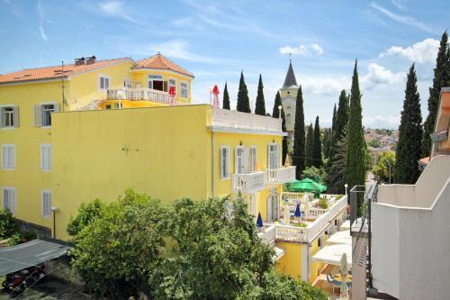 Apartments By The Sea Selce (Crikvenica) - 2364