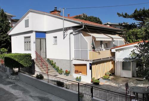 Apartment Selce 5495b