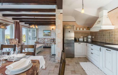 Luxury Villa Sana With Pool And Relaxing Panoramic View
