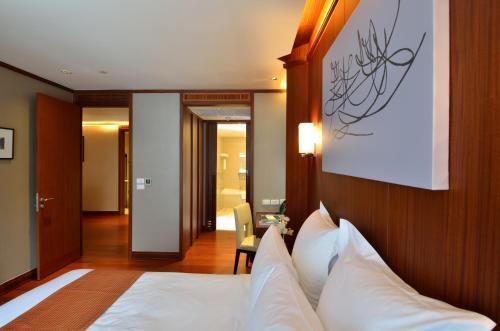 Hotel Aetas Residence