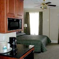Hotel Clarion Inn & Suites New Orleans