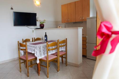Apartments In Sevid 7328