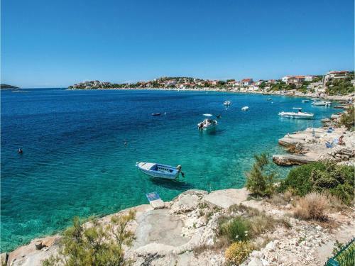 Three-bedroom Holiday Home Sevid With Sea View 09