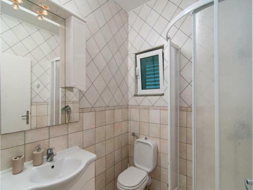 Three-bedroom Holiday Home Sevid With Sea View 09