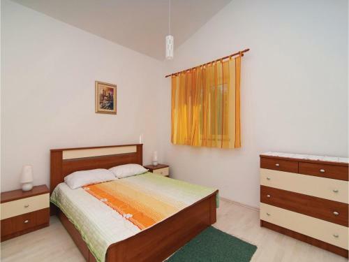 Three-bedroom Holiday Home Sevid With Sea View 09