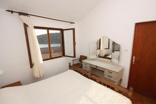 Apartments By The Sea Sevid (trogir) - 5221