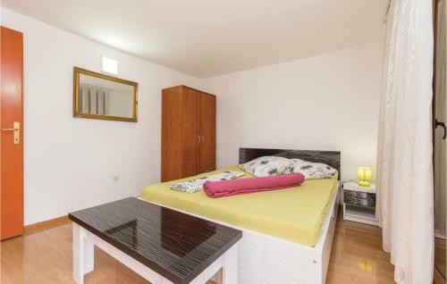 Four-bedroom Holiday Home In Sikovo