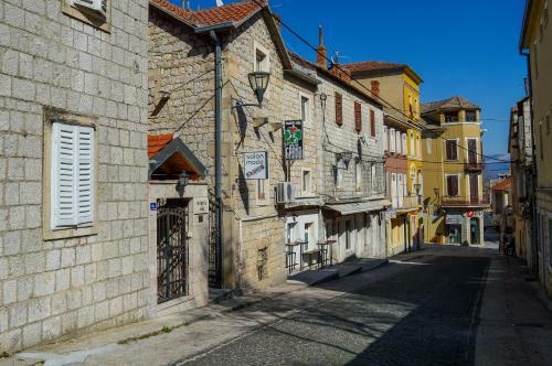 Hostel Sinj