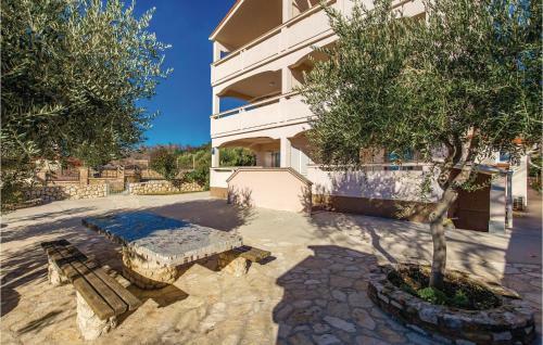 Two-bedroom Apartment In Caska