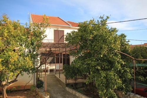 Apartments With A Parking Space Slatine (Ciovo) - 1136