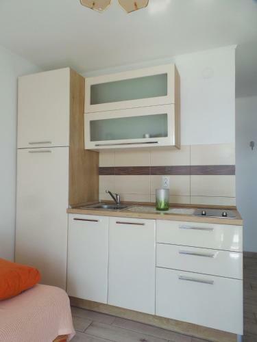 Jadranovo Apartment 1