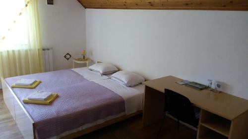 Holiday House With A Parking Space Smoljanac (plitvice) - 13741