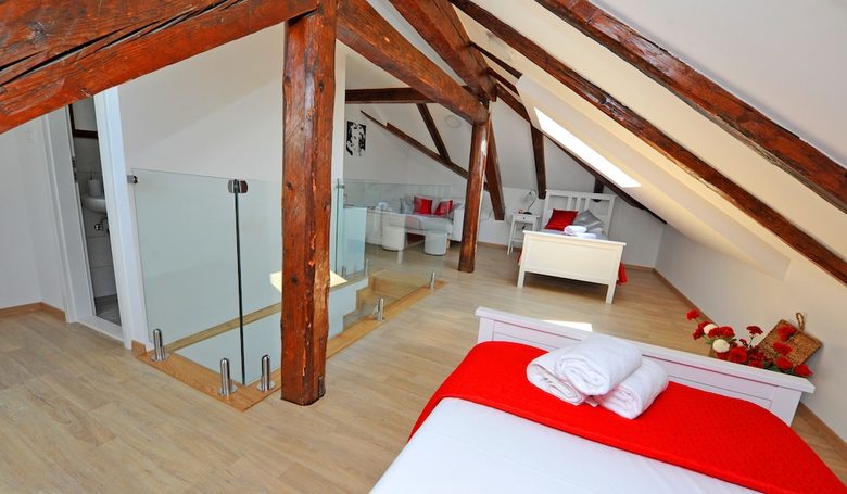Hostal Luxury Rooms Nirvana