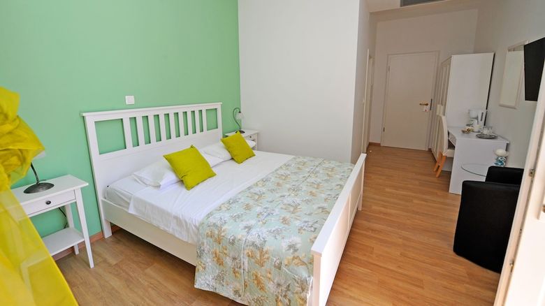 Hostal Luxury Rooms Nirvana