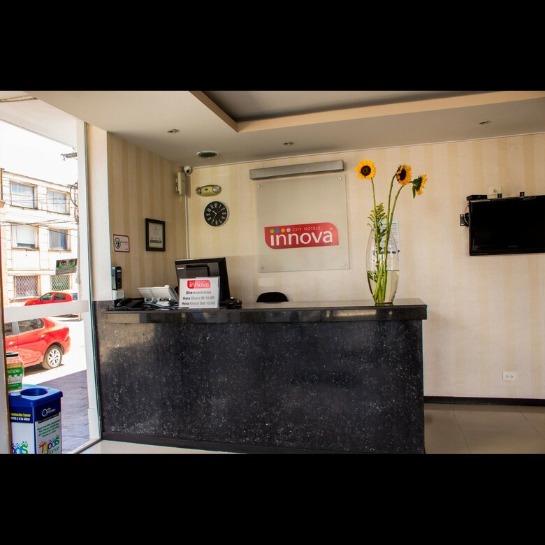 Hotel Innova 68