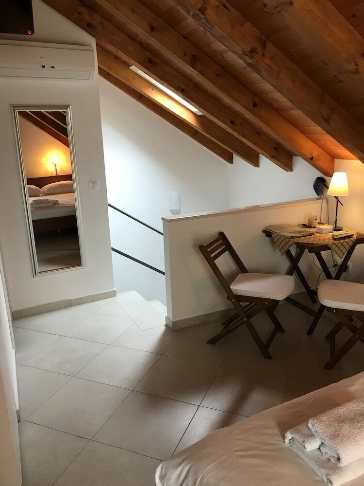 Hostal Guesthouse Kresic