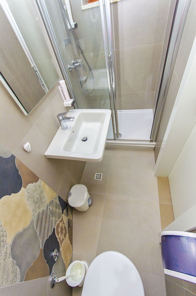 Hostel Dvor