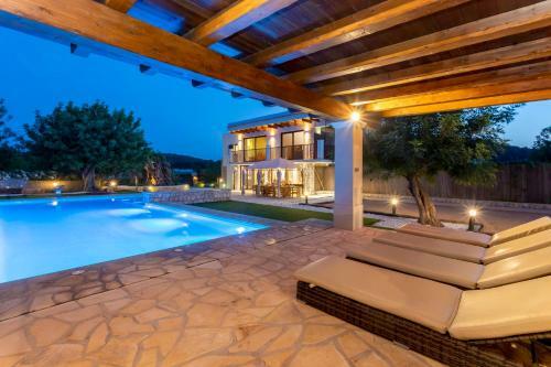 Villa Can Bernadet