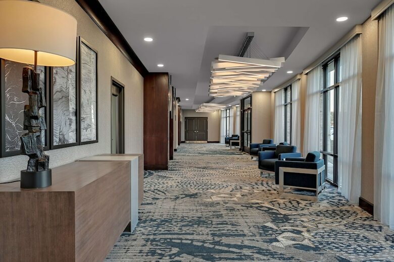 Hotel Doubletree By Hilton Denver International Airport