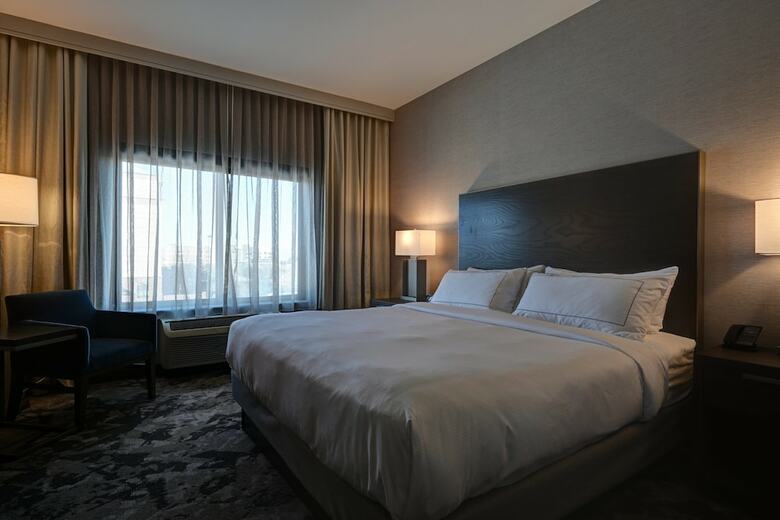 Hotel Doubletree By Hilton Denver International Airport