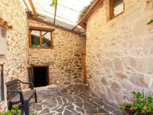 Cozy Farmhouse In Castrotane With Garden