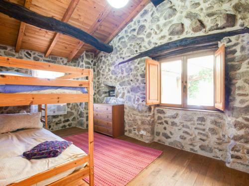 Cozy Farmhouse With Garden In Castrotane