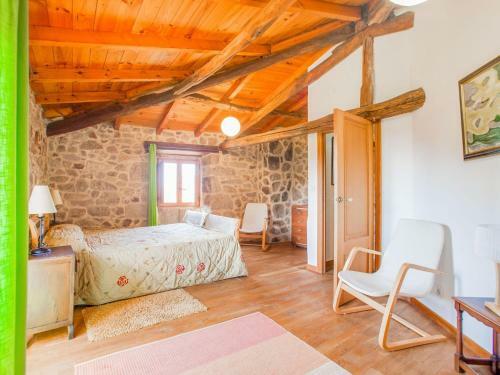 Cozy Farmhouse With Garden In Castrotane