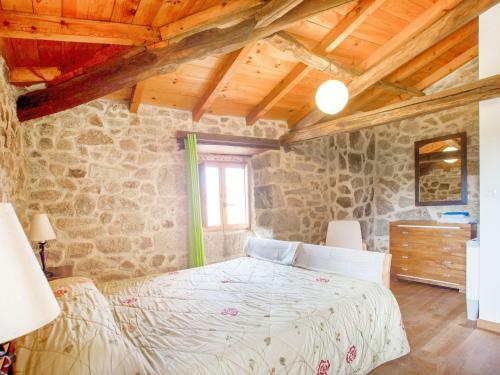 Cozy Farmhouse With Garden In Castrotane