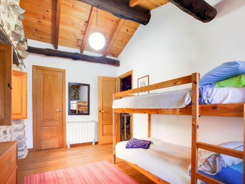 Cozy Farmhouse With Garden In Castrotane