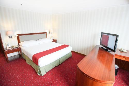 Hotel Redtop