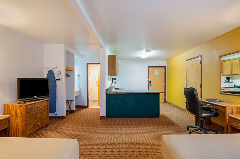 Hotel Quality Inn & Suites