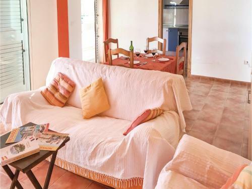 Six-bedroom Holiday Home In La Azohia
