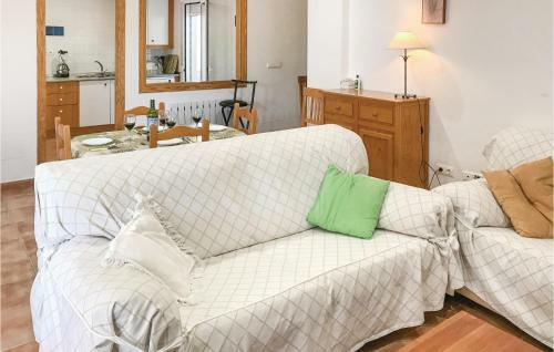 Six-bedroom Holiday Home In La Azohia
