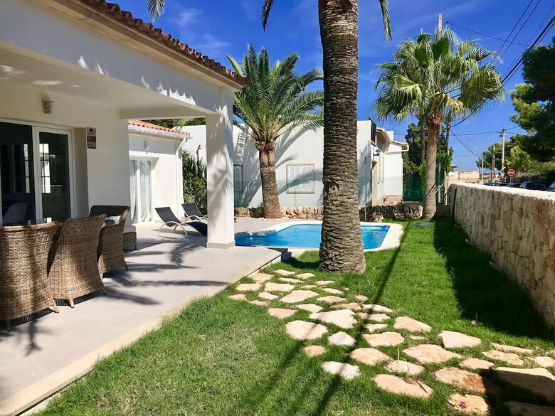 The White Beach House