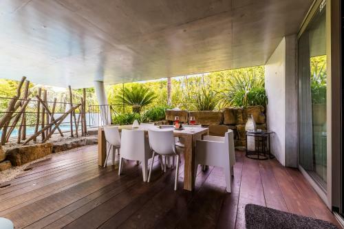 Villa Borobil: Heated Pool, Barbecue & Gardens