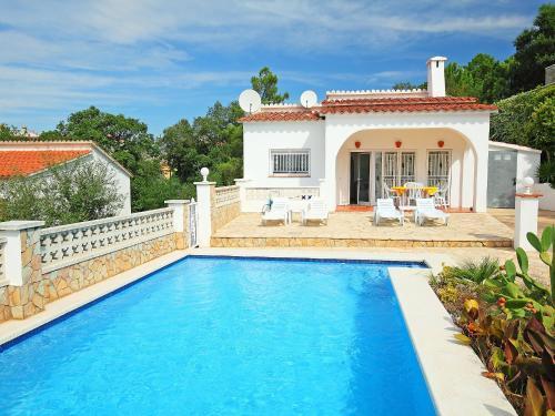 Holiday Home Oris