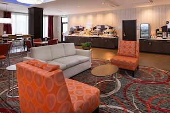 Holiday Inn Express Hotel & Suites Monroe