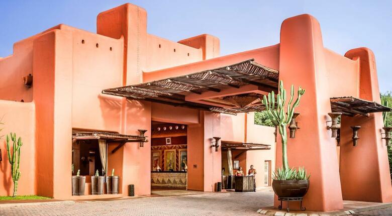 Hotel Avani Victoria Falls Resort