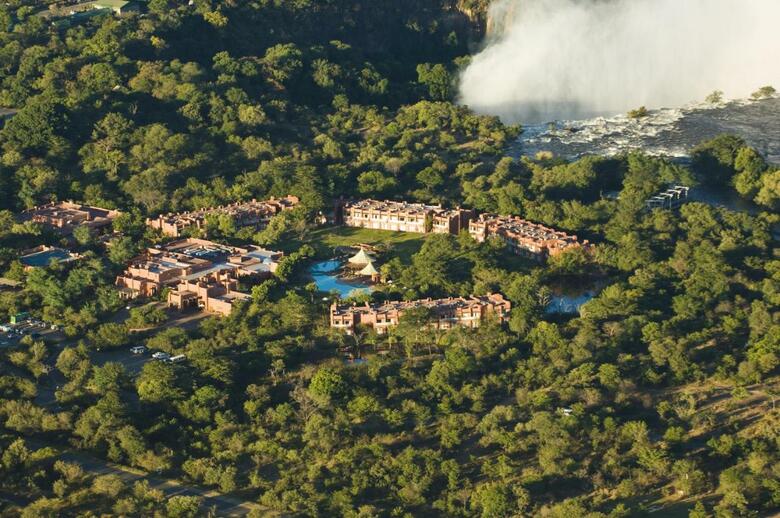 Hotel Avani Victoria Falls Resort