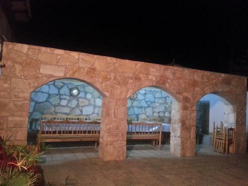 Hostal Guest House Ruslan Nurata & Tours