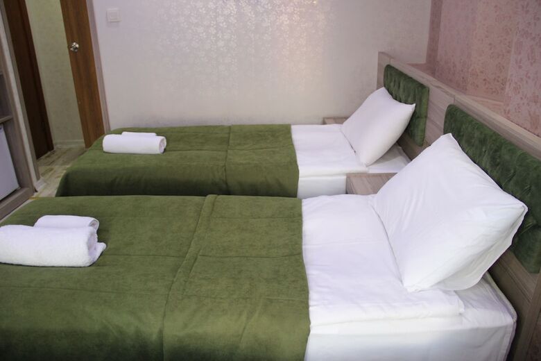 Kaya Madrid Hotel